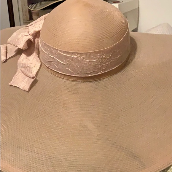 Hat - Picture 3 of 3